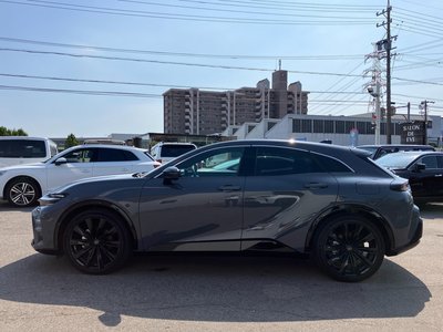 2025 Toyota CROWN SPORT photo 7