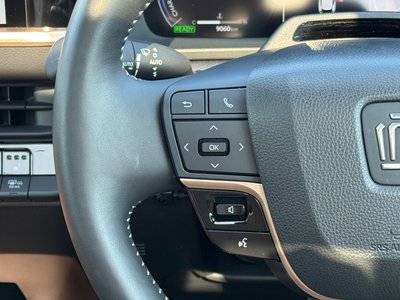 2025 Toyota CROWN SPORT — миниатюра 35