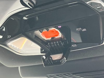 2026 BMW 1 SERIES thumbnail 41