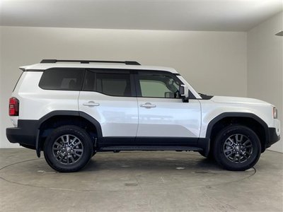 صورة 6 لـ 2024 Toyota LAND CRUISER 250