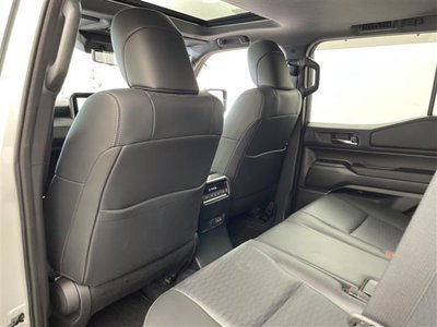 صورة 15 لـ 2024 Toyota LAND CRUISER 250