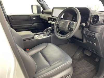 صورة 8 لـ 2024 Toyota LAND CRUISER 250
