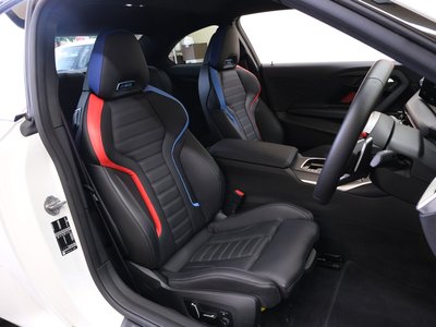 2025 BMW M2 COUPE photo 11