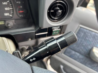 2000 Toyota LAND CRUISER 70 thumbnail 31