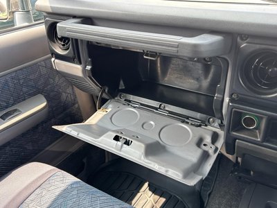 2000 Toyota LAND CRUISER 70 thumbnail 38