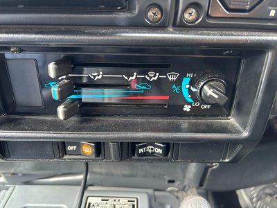 2000 Toyota LAND CRUISER 70 thumbnail 29