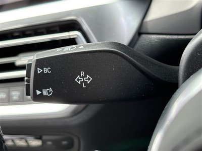 2021 BMW 3 SERIES photo 9