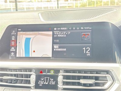 2021 BMW 3 SERIES photo 3