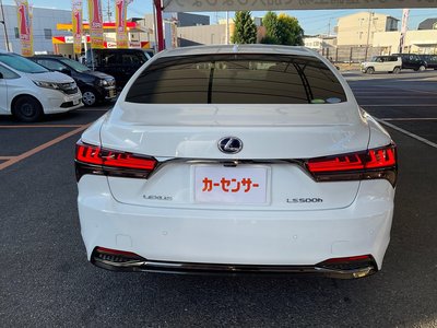 2021 Lexus LS — миниатюра 12