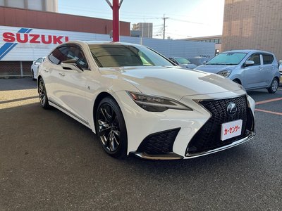2021 Lexus LS — миниатюра 9