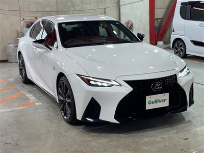 2023 Lexus IS thumbnail 31