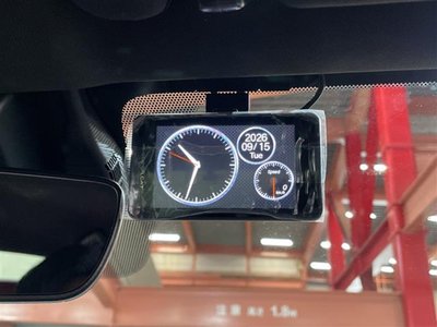 2023 Lexus IS thumbnail 24