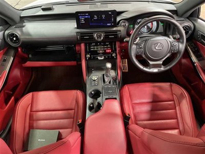 2023 Lexus IS thumbnail 42