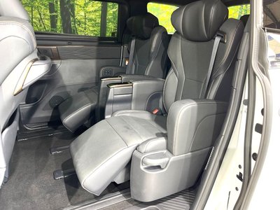 2024 Toyota ALPHARD — фото 48