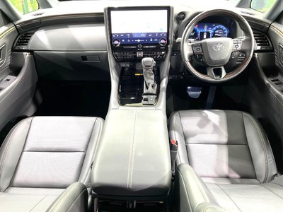 2024 Toyota ALPHARD — фото 2