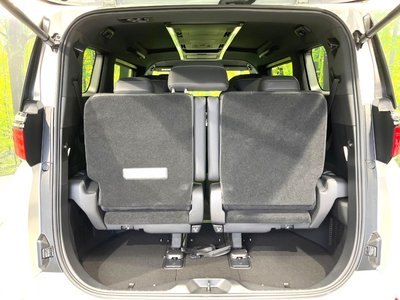 2024 Toyota ALPHARD — фото 12