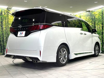 2024 Toyota ALPHARD — фото 19