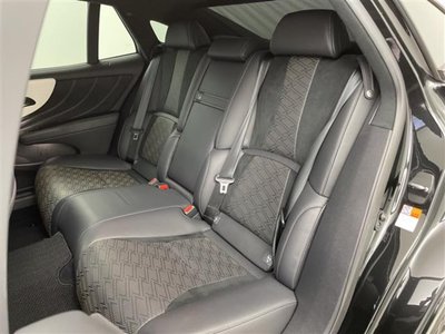 2018 Lexus LS thumbnail 27
