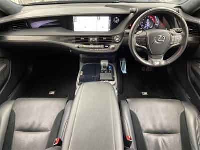 2018 Lexus LS thumbnail 43