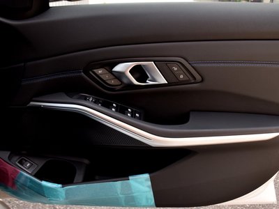 2024 BMW 3 SERIES TOURING photo 14