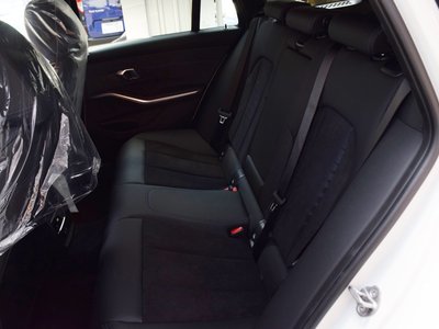 2024 BMW 3 SERIES TOURING photo 7