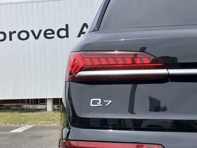 2021 AUDI Q7 thumbnail 23