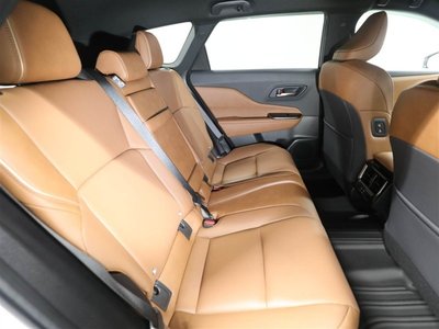 2025 Toyota CROWN ESTATE thumbnail 20