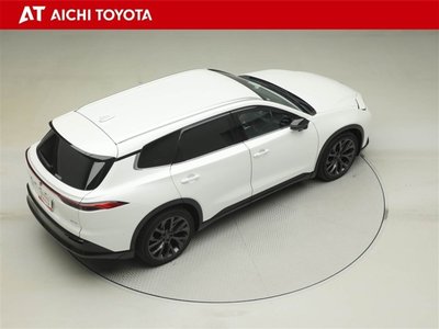 2025 Toyota CROWN ESTATE photo 14