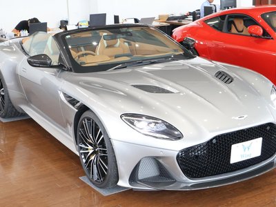 2023 Aston Martin DBS VOLANTE — миниатюра 24