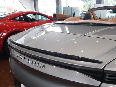2023 Aston Martin DBS VOLANTE — миниатюра 44