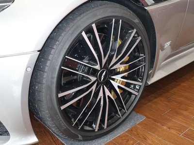 2023 Aston Martin DBS VOLANTE — миниатюра 21