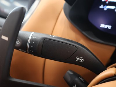 2023 Aston Martin DBS VOLANTE — миниатюра 52