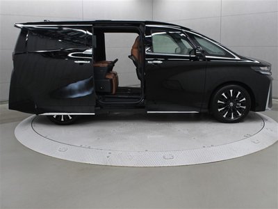 2025 Toyota VELLFIRE — фото 6