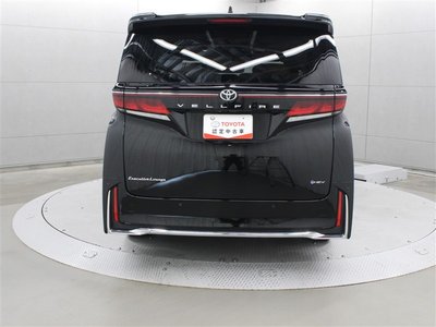 2025 Toyota VELLFIRE — фото 5