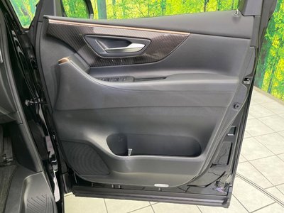 2025 Toyota ALPHARD — фото 37