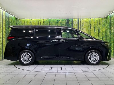2025 Toyota ALPHARD — фото 30