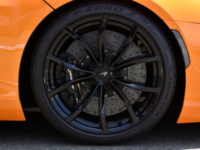 صورة 13 لـ 2024 Mclaren ARTURA SPIDER