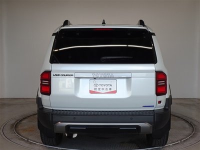 صورة 24 لـ 2025 Toyota LAND CRUISER 250