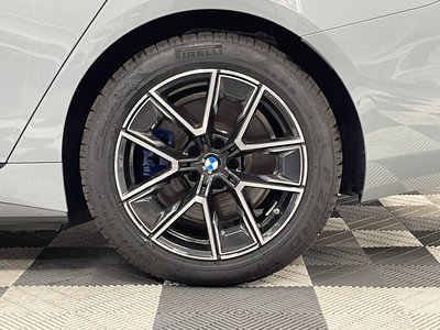 2025 BMW I4 — фото 12