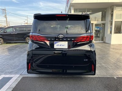صورة 11 لـ 2023 Toyota ALPHARD