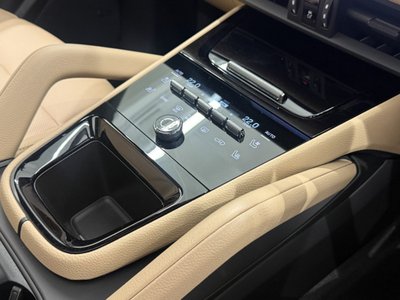 صورة مصغرة 14 لـ 2025 Porsche CAYENNE