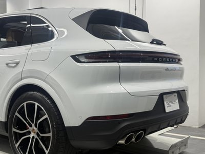صورة مصغرة 5 لـ 2025 Porsche CAYENNE