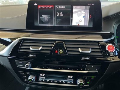 صورة مصغرة 22 لـ 2018 BMW M5