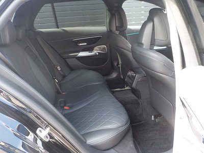 2025 Mercedes-BENZ E-CLASS 缩略图 17