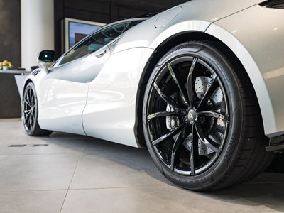 صورة 10 لـ 2024 Mclaren ARTURA