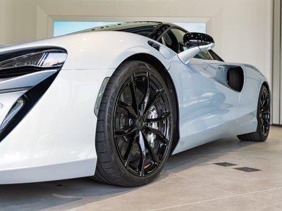 صورة 7 لـ 2024 Mclaren ARTURA