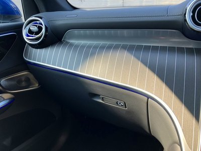 2025 Mercedes-BENZ GLC 缩略图 12