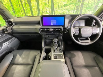 2025 Toyota LAND CRUISER 250 photo 2