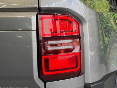 2025 Toyota LAND CRUISER 250 thumbnail 32