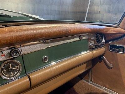 صورة 16 لـ 1970 Mercedes-BENZ SL